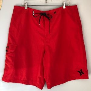 Hurley Men’s Red Swim Trunks Bathing Suit Shorts, size 38